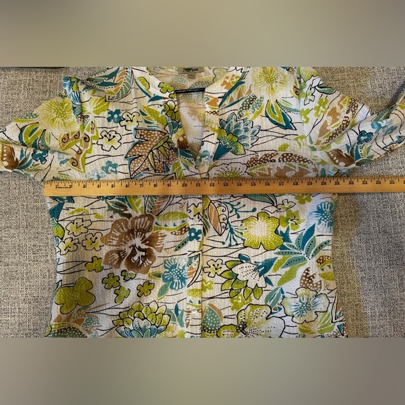 J. Bee Rayon Button Down V Neck Women’s Blouse 3/4 Length Sleeve Blouse Sz L - Picture 9 of 10